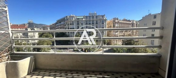 2 rooms Apartment in Nice, France No. 342863 2