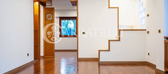 2 bedrooms Villa in Rome, Italy No. 232075 8