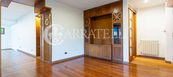 2 bedrooms Villa in Rome, Italy No. 232075 4