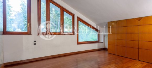 2 bedrooms Villa in Rome, Italy No. 232075 24