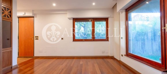 2 bedrooms Villa in Rome, Italy No. 232075 27