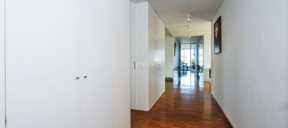 6 bedrooms House in Sesimbra, Portugal No. 127350 9