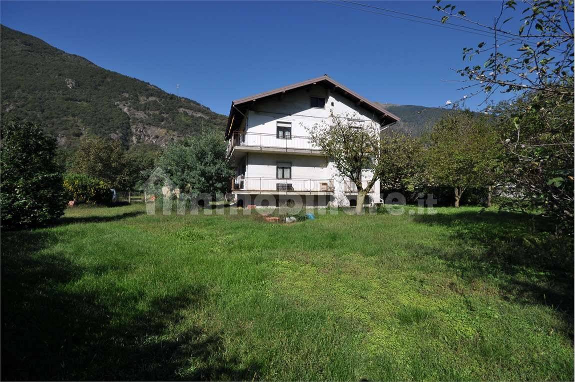 2 غرف نوم شقة في Villadossola, Italy رقم 124247