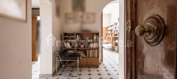 3 bedrooms Apartment in Rome, Italy No. 301213 4