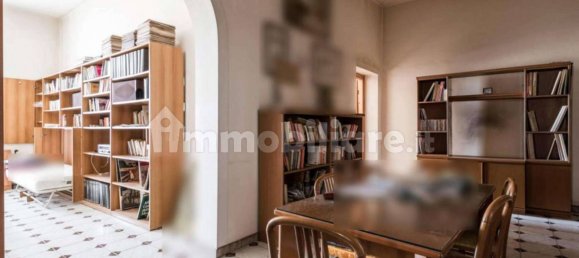 3 bedrooms Apartment in Rome, Italy No. 301213 5