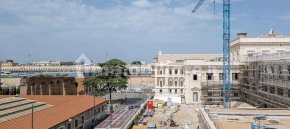 3 bedrooms Apartment in Rome, Italy No. 301213 20