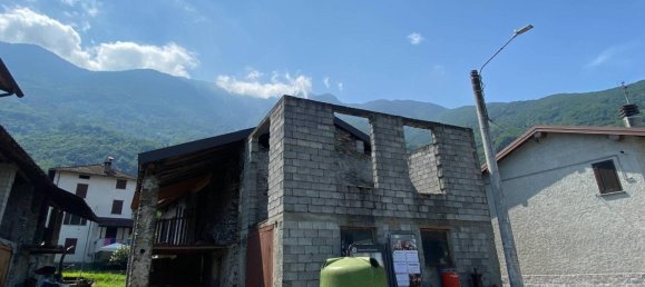 3-salle Maison à Piantedo, Italy No. 67556 3