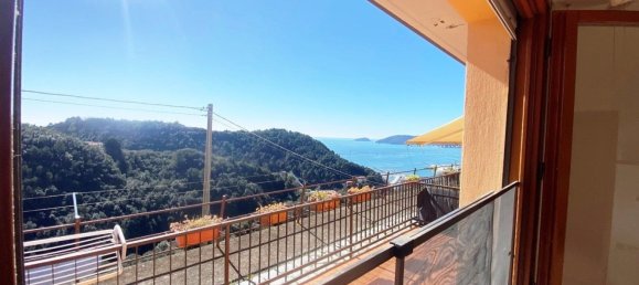 4 rooms House in La Spezia, Italy No. 142245 17