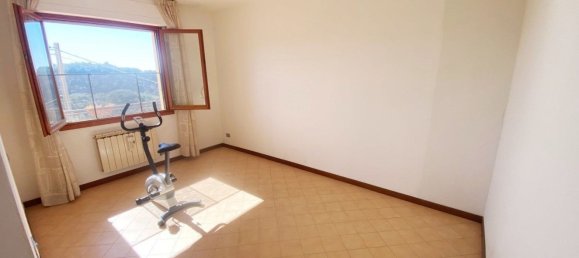 4 rooms House in La Spezia, Italy No. 142245 22