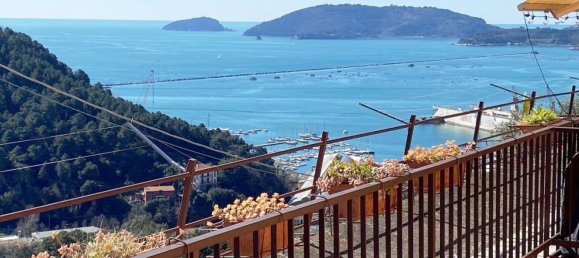 4 rooms House in La Spezia, Italy No. 142245 30