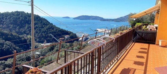 4 rooms House in La Spezia, Italy No. 142245 3