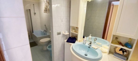 4 rooms House in La Spezia, Italy No. 142245 18