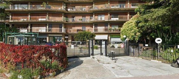 Apartamento de 3 dormitorios en Messina, Italy No. 354102 2