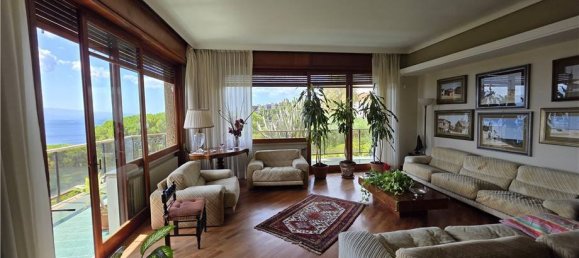 Apartamento de 3 dormitorios en Messina, Italy No. 354102 6