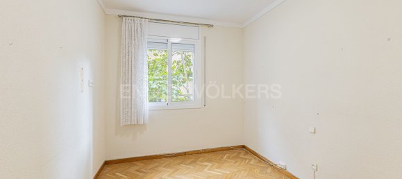 Apartamento de 4 dormitorios en Barcelona, Spain No. 171064 12