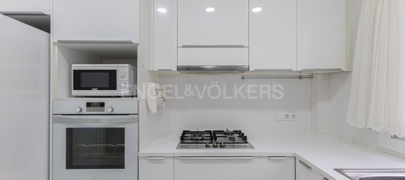 Apartamento de 4 dormitorios en Barcelona, Spain No. 171064 25