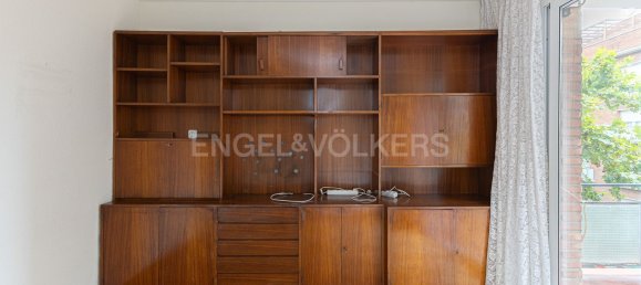 Apartamento de 4 dormitorios en Barcelona, Spain No. 171064 7