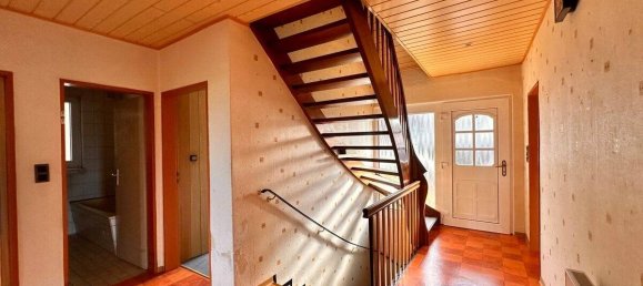 7 rooms House in Kassel, Germany No. 111365 2