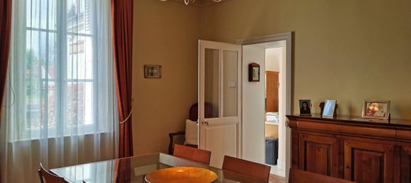 Casa de 5 dormitorios en Saint-Aignan, France No. 93358 2