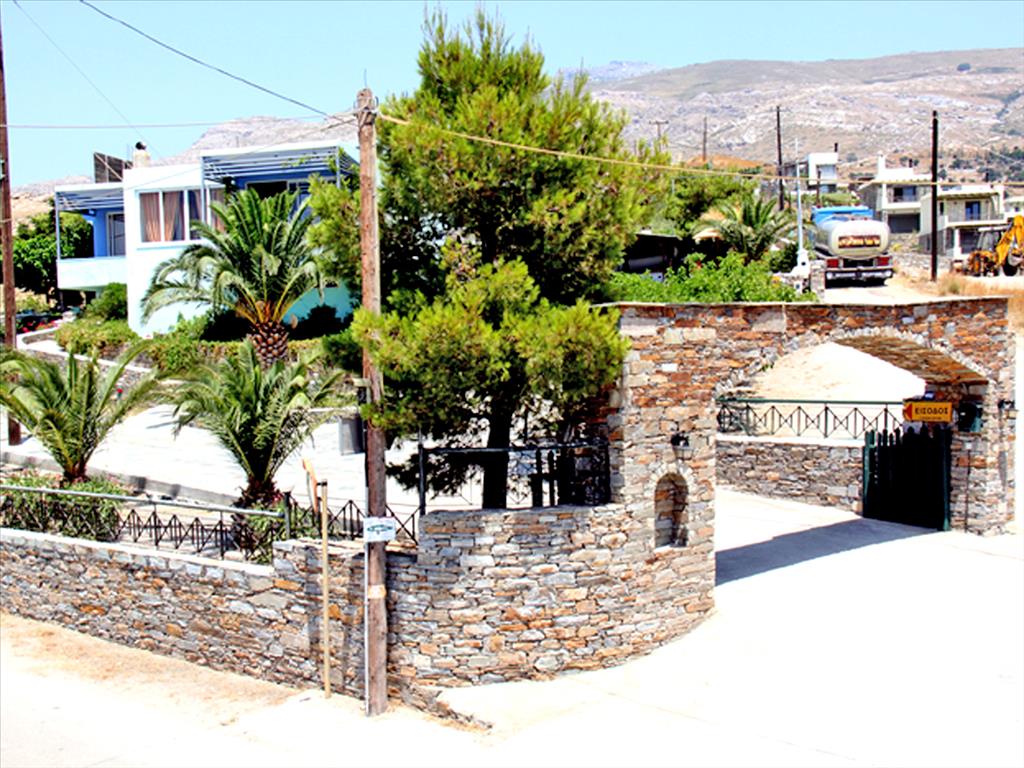  تاون هاوس في Karystos, Greece 850متر مربع رقم 7241