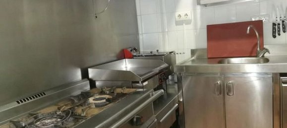 70m² Commercial property in Cadiz, Spain No. 224705 8