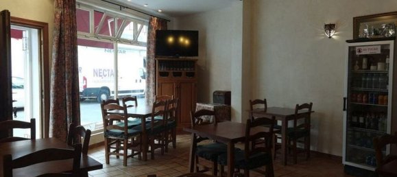 70m² Commercial property in Cadiz, Spain No. 224705 7