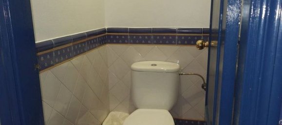 70m² Commercial property in Cadiz, Spain No. 224705 11