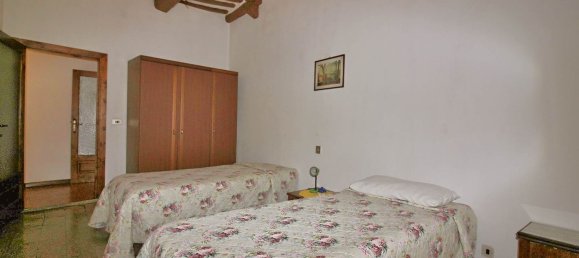 4 rooms Apartment in Scansano, Italy No. 237946 8