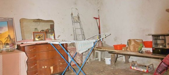 4 rooms Apartment in Scansano, Italy No. 237946 10