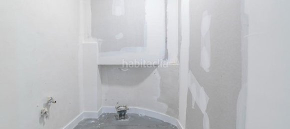 Коммерческая недвижимость 84м² в Альболоте, Испания № 180700 12