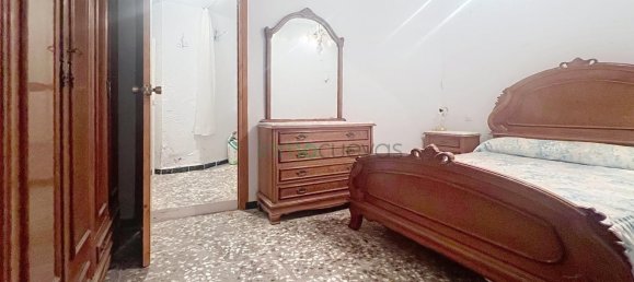 4 bedrooms House in Lubrin, Spain No. 166955 8