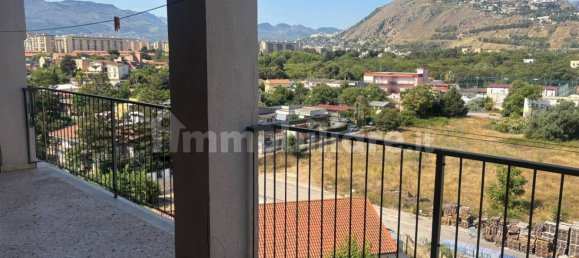 3 bedrooms Apartment in Palermo, Italy No. 321088 4