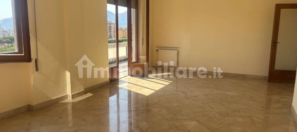 3 bedrooms Apartment in Palermo, Italy No. 321088 6