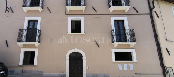 9 rooms Villa in L'Aquila, Italy No. 311315 2