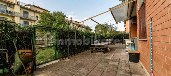 Apartamento de 3 dormitorios en Monterotondo, Italy No. 160742 5