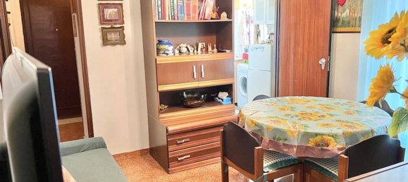 2 rooms Apartment in Catania, Italy No. 48739 2