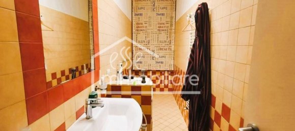 2 bedrooms Apartment in Vinci, Italy No. 177232 10