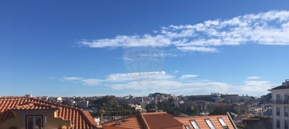 9 bedrooms Building in Lisbon, Portugal No. 103364 8
