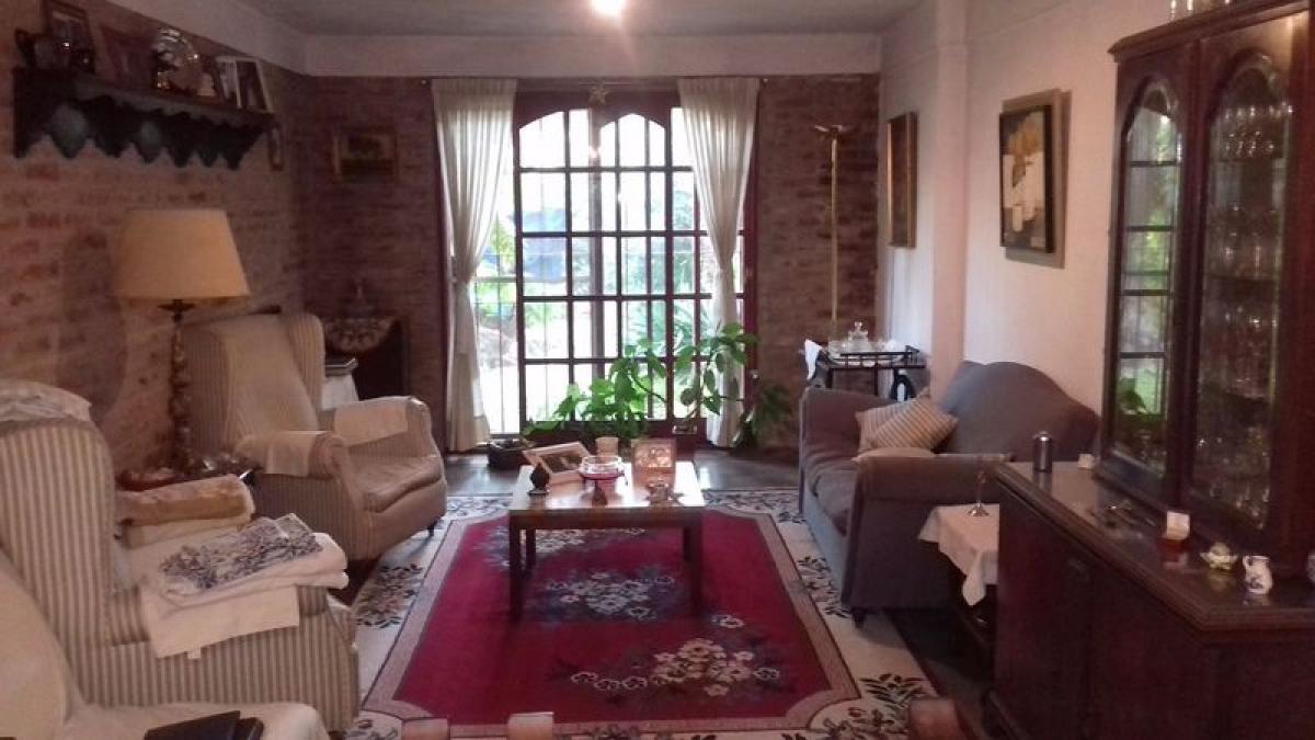 3 bedrooms House in Vicente Lopez, Argentina No. 69613