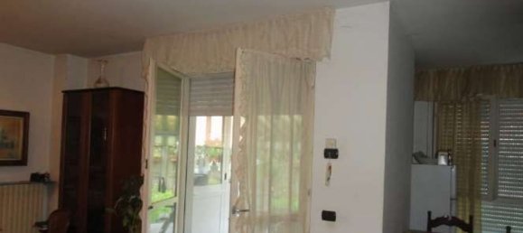 Apartamento de 2 habitaciónes en Bovisio Masciago, Italy No. 184097 14