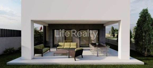 4 bedrooms House in Pyrgos, Cyprus No. 10554 17