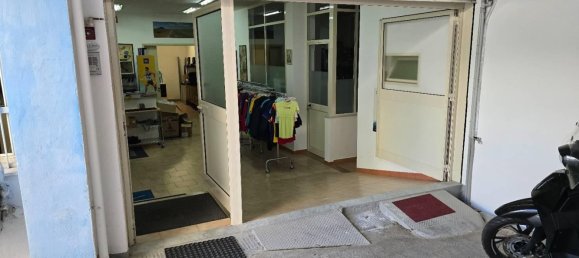 280m² Office in Palermo, Italy No. 274838 4