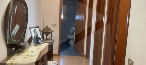 Квартира с 4 комнатами в Кастелло д’Арджиле, Италия № 258649 15