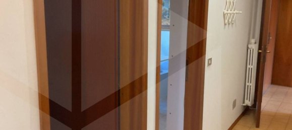 Квартира с 4 комнатами в Кастелло д’Арджиле, Италия № 258649 4