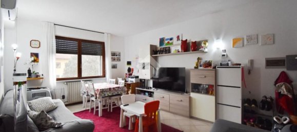 4 rooms Apartment in Ivrea, Italy No. 52415 5