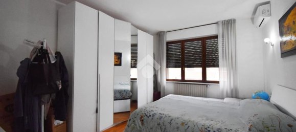 4 rooms Apartment in Ivrea, Italy No. 52415 10