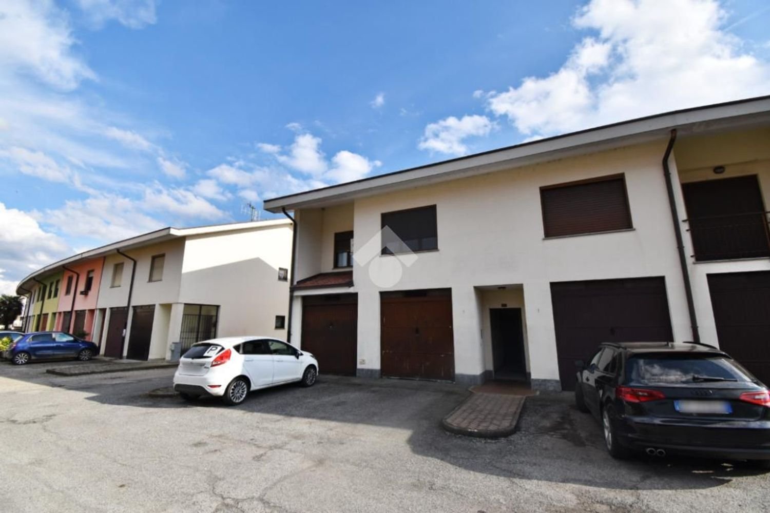 4 rooms Apartment in Ivrea, Italy No. 52415