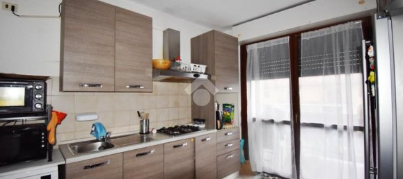 4 rooms Apartment in Ivrea, Italy No. 52415 6