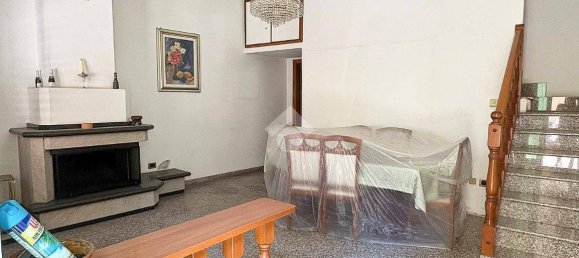 2 bedrooms House in Botricello, Italy No. 339755 5