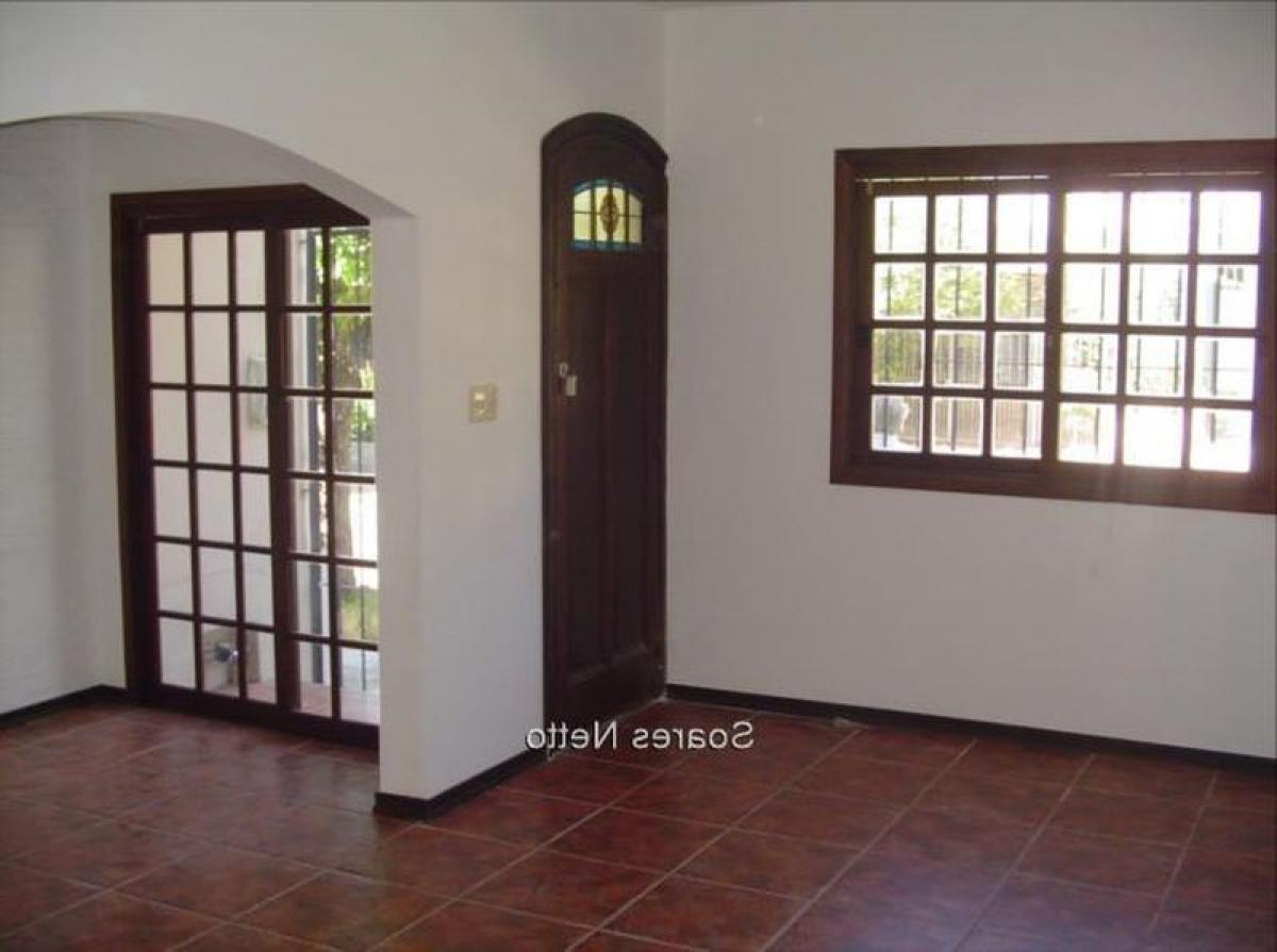 2 bedrooms House in Montevideo, Uruguay No. 10260